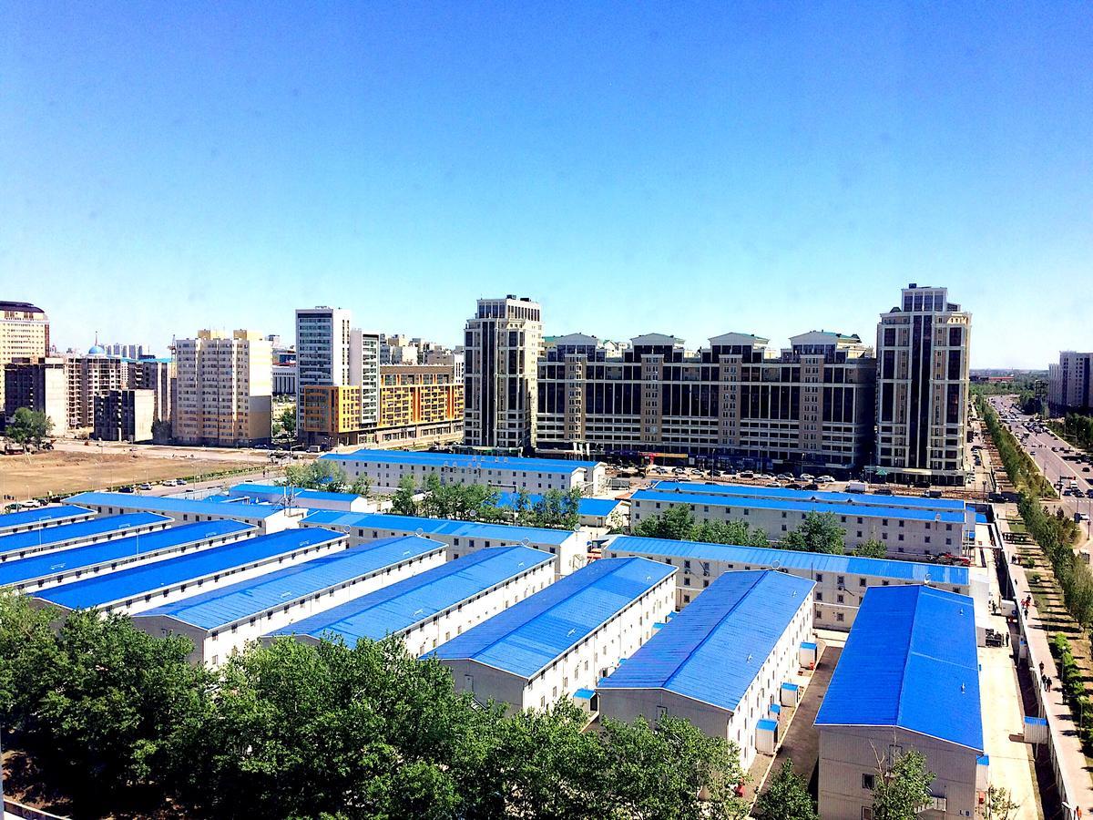 Graciya Apartment On Akmeshit Str Astana Exteriör bild